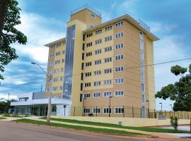 Hotel 10 Palmas، فندق في بالماس