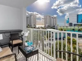 Coastal Retreat I Unbeatable Location I Sleeps 8