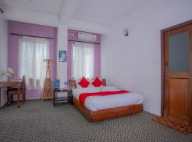 OYO 135 Lost Garden Apartment and Guest House, chata v destinaci Kathmandu