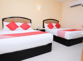 Super OYO 635 Seven Days Hotel, hotel Raubban