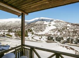 2 Bedroom Cozy Apartment In Stranda, hotel en Stranda