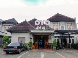 OYO 778 Guest House Amalia Malang