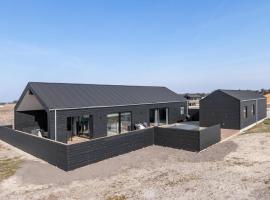 Beautiful Home In Løkken With Wifi, hotel v destinaci Løkken
