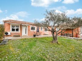 Comfortable, Pittoresques, Hotel in Combas