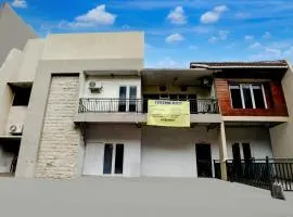 Hotel O Siwalankerto Near City Of Tommorow Mall Formerly Padang Pasir C-12 Residence