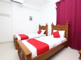 Super OYO 89435 Nusantara Group Hotel, hotel v destinaci Jertih