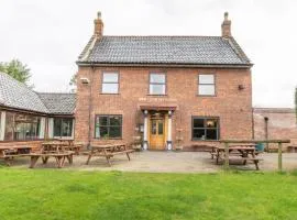 OYO Elm Farm Country House, Norwich Airport