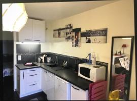 Studio climatisé piscine parking - Prix du Voyageur 2023 et 2024 ! Merci, hotel a Cogolin