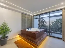 Echron 2BHK Apartment with Jacuzzi