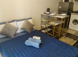 Be Housed Studio Bldg 302