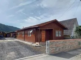 La Colonial I Típica Casa Serrana