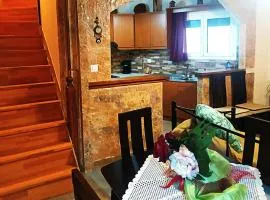Dimi House