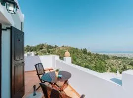 Infinity I - Stylish Apartment with Views