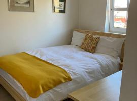 18 Wixon Path, hotel v destinaci Buckinghamshire