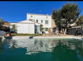 Rêve Capestanais - B&B avec Piscine, hôtel à Capestang