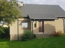 Domek na wzgórzu