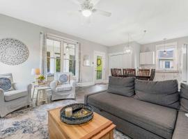 Le Papillon - 77 Butternut, hotel i Cherry Valley