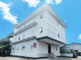 OYO 2699 Haven Boarding House, hotel v destinaci Ambon