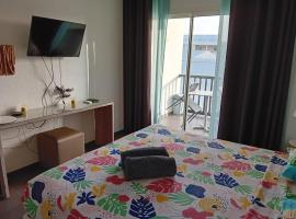 bonheurpointcom, Hotel in Saint-François