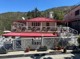 The Whitegrove Retreat