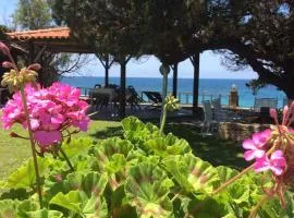 Genari Beach Apartments- Sea View Apartment