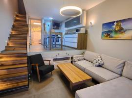 Seaview Serenity, hotel in Naharia