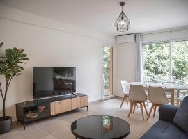 Appartement tout confort au C&oelig;ur d'Antibes, hotel in Antibes