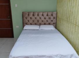 Suit semi amoblada, hotel v destinaci Machala