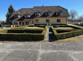 Pension Mijami, hotel v destinaci Dolní Bukovsko