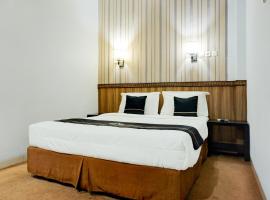 Collection O R.Sukamto Near Palembang Trade Center Mall, hotel near Sultan Mahmud Badaruddin II Airport - PLM, Palembang