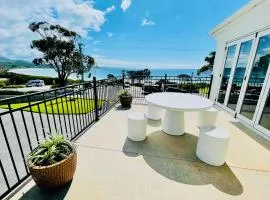 Lichen Villa Bay of Fires