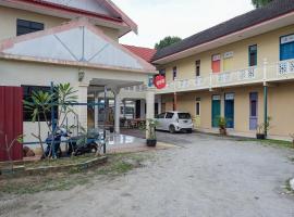 OYO 90018 River Village Hotel, hotel v destinaci Kuala Terengganu