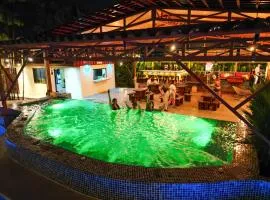 Arenal Backpackers Resort