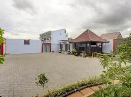 OYO Life 3982 Azka Homestay Syariah