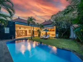 Villa Kangaroo Seminyak next to double six beach