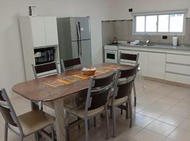 Hermoso departamento en Nogoyá, ξενοδοχείο σε Nogoyá