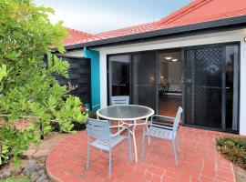 Villa 7 1 Pebble Beach Drive Coral Cove, Hotel in Elliott Heads