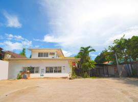 OYO 761 Caza Southville Apartelle, khách sạn ở Đảo Mactan