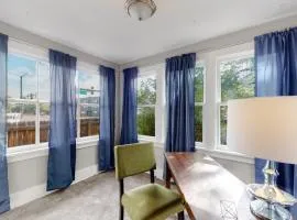 Chic Denver Family Retreat Free Parking & Prime Location