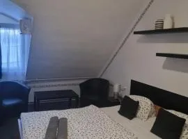 Romantik Étterem - Panzió