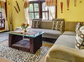OYO Homes 90984 Kampung Wisata Ekologi Puspa JagadNearGunung Kelud