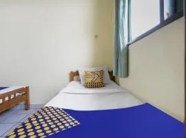 SPOT ON 91064 Wisma Lec Syariah