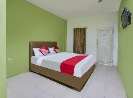 OYO Life 91027 Note Hotel Syariah, hotel v destinaci Alai