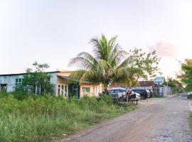 OYO 91051 Penginapan Pondok Ratu 354, hotel poblíž Letiště Supadio - PNK, Pontianak
