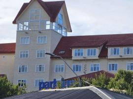 Park Inn by Radisson Puerto Varas, hotel u gradu Puerto Varas