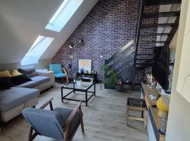 Relaxant chambre à Île de Nantes, hotel in Nantes