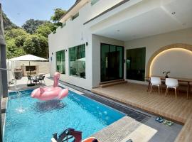 LYL EvenHill Private Pool-18-23pax 5BR, ξενοδοχείο σε Ipoh