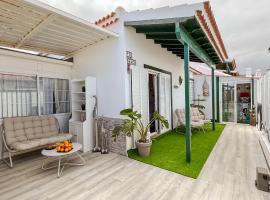 Abades Beach Home, ξενοδοχείο σε Abades