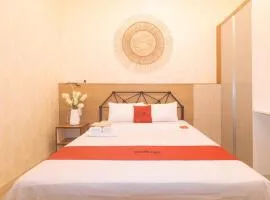 RedDoorz Premium at Regency Sunset Hotel