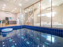 Gapyeong Ddel Poolvilla